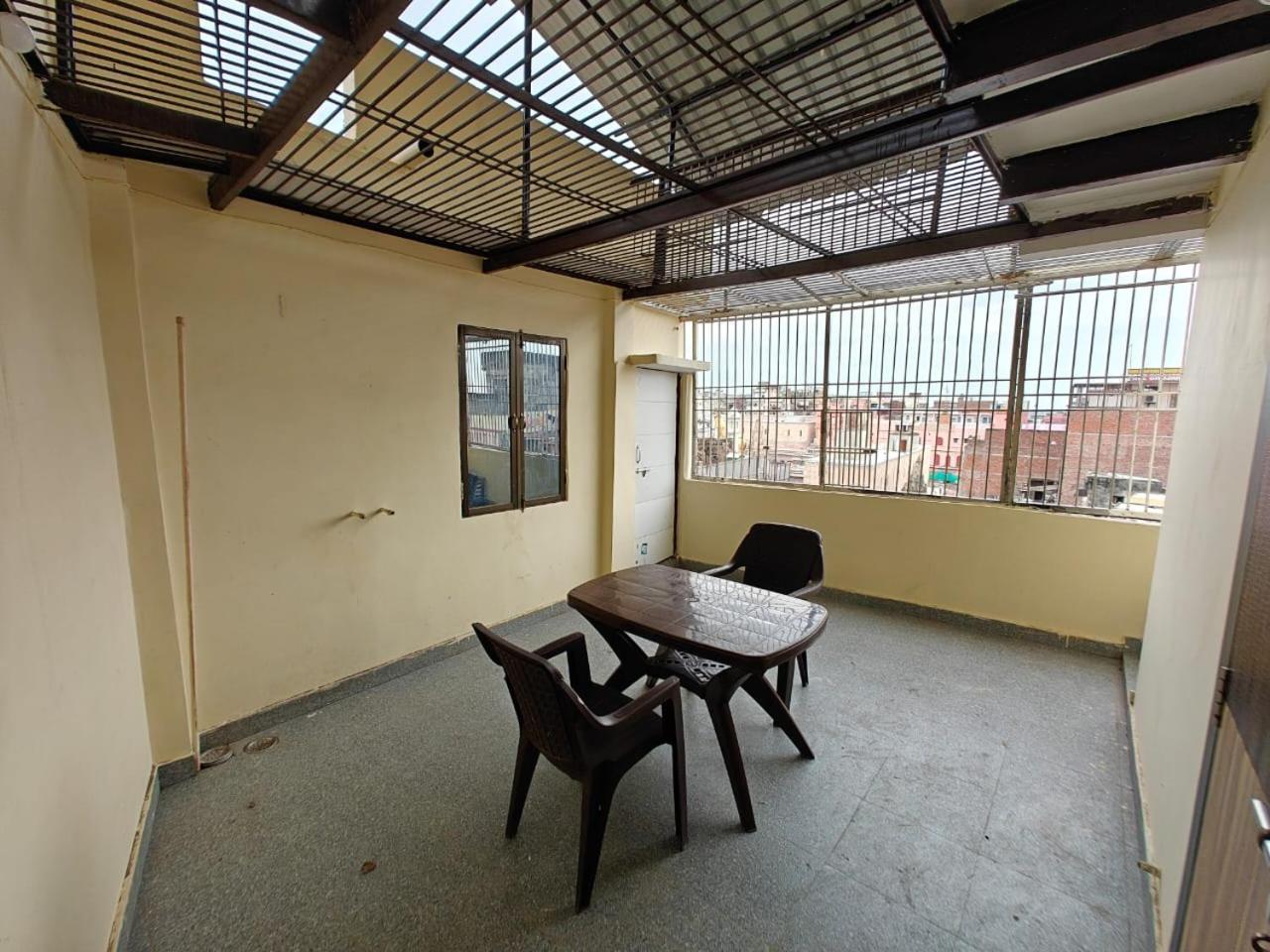 Shri Kailash Pati Guest House- Opposite Kashi Vishwanath Temple Varanasi Exterior foto